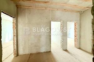 коммерческая по адресу Радужная ул., 131