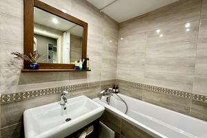 квартира за адресою Козацька вул., 5