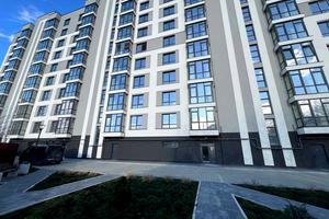 квартира за адресою Молодіжна вул., 53