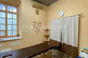 комерційна за адресою Тараса Шевченка пров., 13/21
