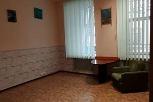 комерційна за адресою Ярославів Вал вул., 14-В