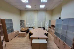 комерційна за адресою Микільсько-Слобідська вул., 2-Б