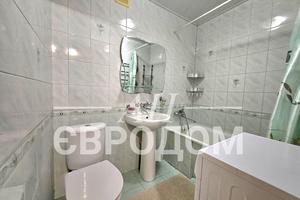 квартира за адресою 23 Серпня вул., 18