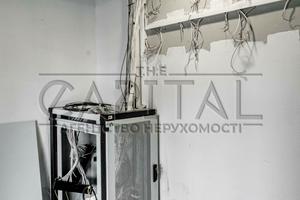 комерційна за адресою Велика Васильківська вул. (Червоноармійська), 5
