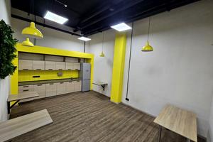комерційна за адресою Борщагівська вул., 154