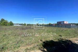участок по адресу с. Дмитровка, соборна, 31