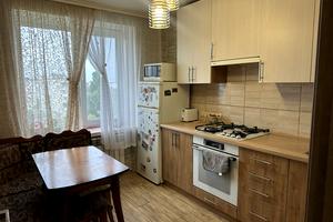 квартира за адресою Перемоги вул., 12