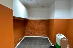 комерційна за адресою Софіївська вул., 21Б