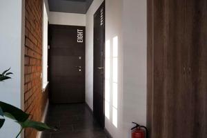 комерційна за адресою Київ, 1-ша Газопровідна вул., 2