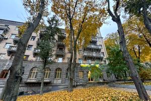 коммерческая по адресу Прорезная ул., 3
