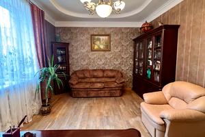 будинок за адресою Тинне