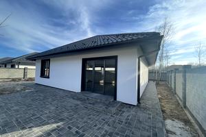 дом по адресу Успішна, 55