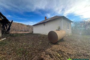 будинок за адресою с. Підпечери, Зарічанська, 3