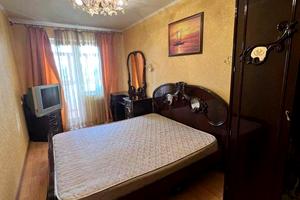 квартира за адресою Юрія Кондратюка вул. (Комунарівська), 11
