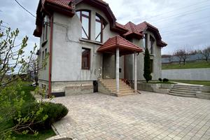дом по адресу Золотиста ул.