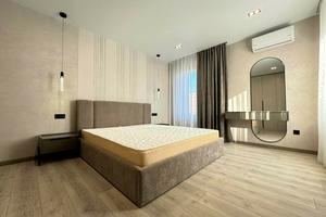 квартира по адресу Крайковского ул., 5