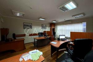 комерційна за адресою Оболонська набережна вул., 7