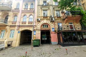 коммерческая по адресу Симона Петлюры ул. (Коминтерна), 12-А