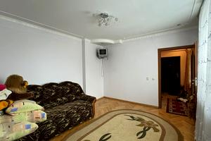 квартира за адресою Франка, 1