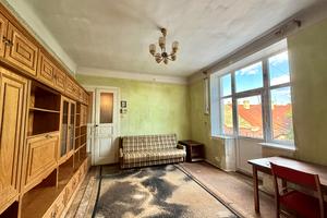квартира за адресою Конституційна вул. (28 Червня), 27