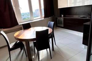квартира по адресу Краснова ул., 3