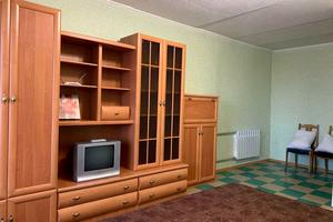 квартира за адресою Космодромна вул., 2