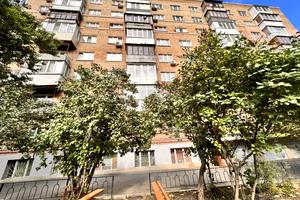 квартира за адресою Євгена Коновальця вул. (Щорса), 33