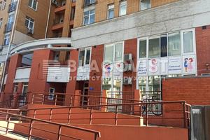 комерційна за адресою Почайнинська вул., 70