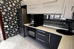 квартира за адресою Романа Шухевича вул., 12б