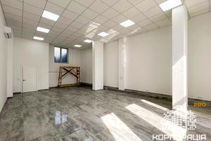 комерційна за адресою Підгірна вул., 25