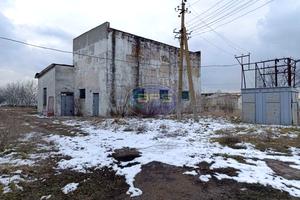 комерційна за адресою Центральна, 1