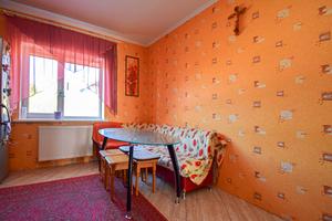 дом по адресу с. Смыковцы, Независимости ул., 10