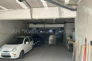 комерційна за адресою Гайова вул., 3