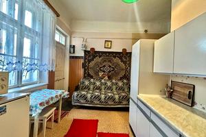 квартира за адресою Софії Яблонської вул. (), 24