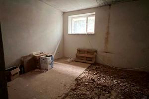 комерційна за адресою Ясна вул., 3