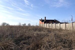 ділянка за адресою Черняхівського вул.