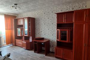 квартира за адресою Сергія Гладуша вул. (Карбишева), 7