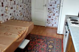 квартира за адресою Героїв просп., 1