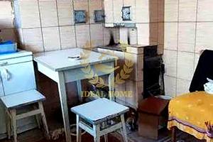 будинок за адресою Центральна, 85