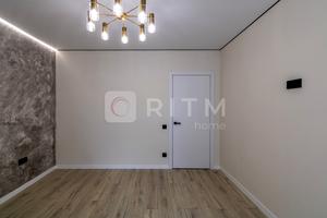 квартира за адресою Височана вул., 18