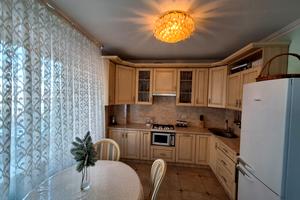 квартира за адресою Будівельників вул., 3