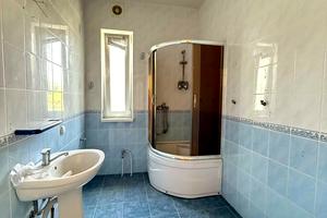 дом по адресу старицького, 2