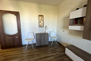 квартира за адресою Бестужева вул., 8