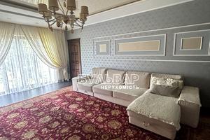 будинок за адресою Зерновая ул.