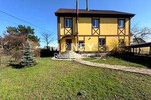 будинок за адресою лугова, 9