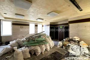 коммерческая по адресу Льва Толстого, 27