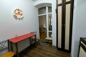 квартира за адресою Рене Декарта вул., 3