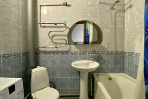 квартира по адресу Космонавтов ул., 77а