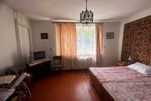 будинок за адресою Будівельників