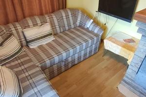 будинок за адресою Дніпроводська вул.